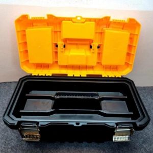 Hộp nhựa đựng dụng cụ 20 inch khóa kim loại Ingco PBX2002