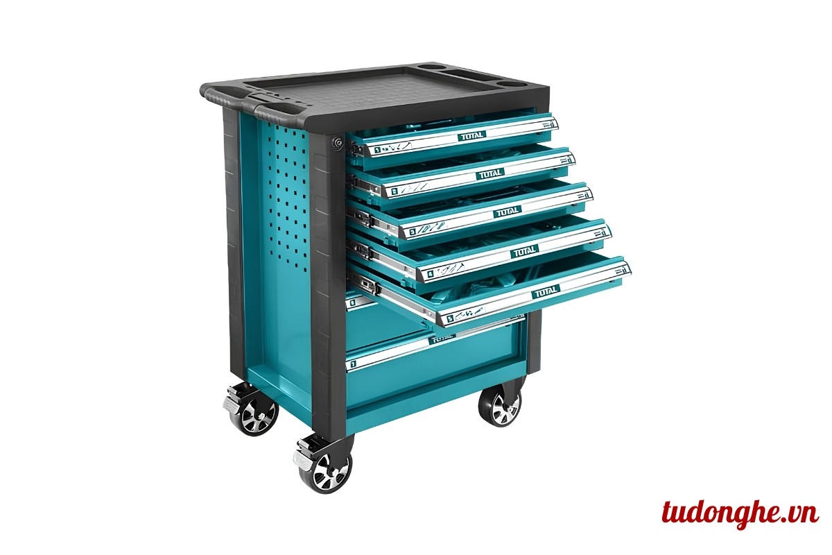 Tủ đồ nghề Total đều được trang bị hệ thống bánh