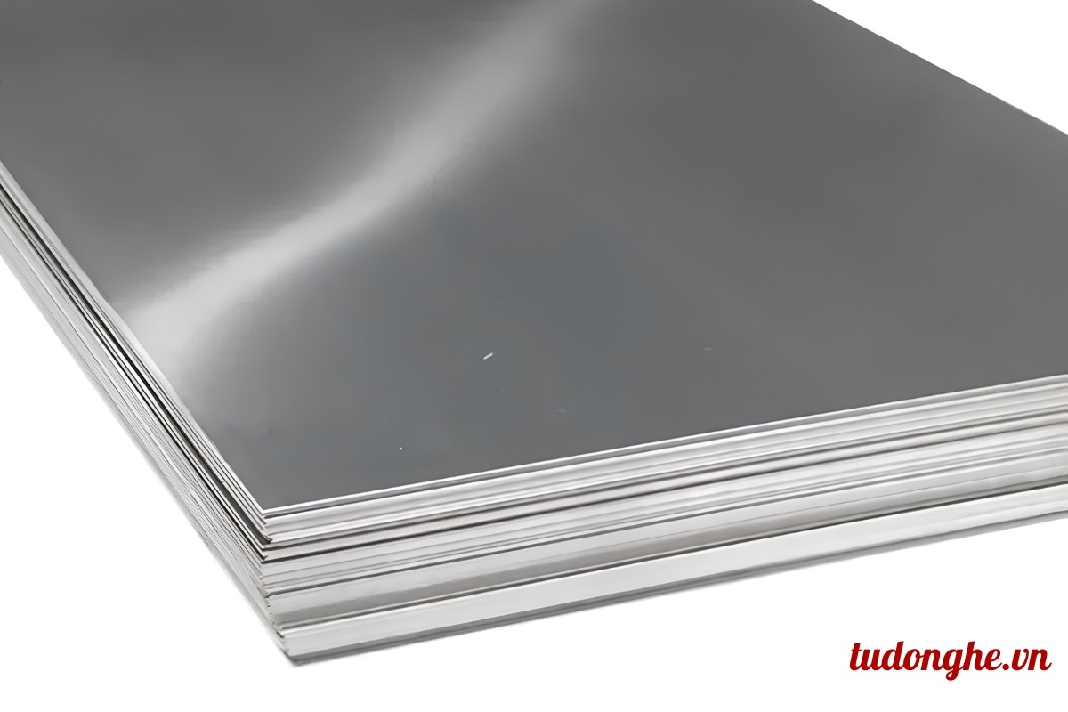 Tủ đồ nghề Total chế tạo từ thép tấm cao cấp_tudonghe.vn